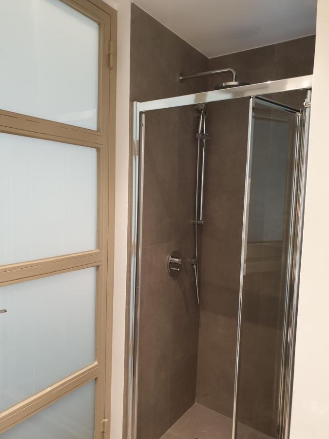Renovated Studio With Roof Garden Access, 15 M Walk To Acropolis Apartman Athén Kültér fotó