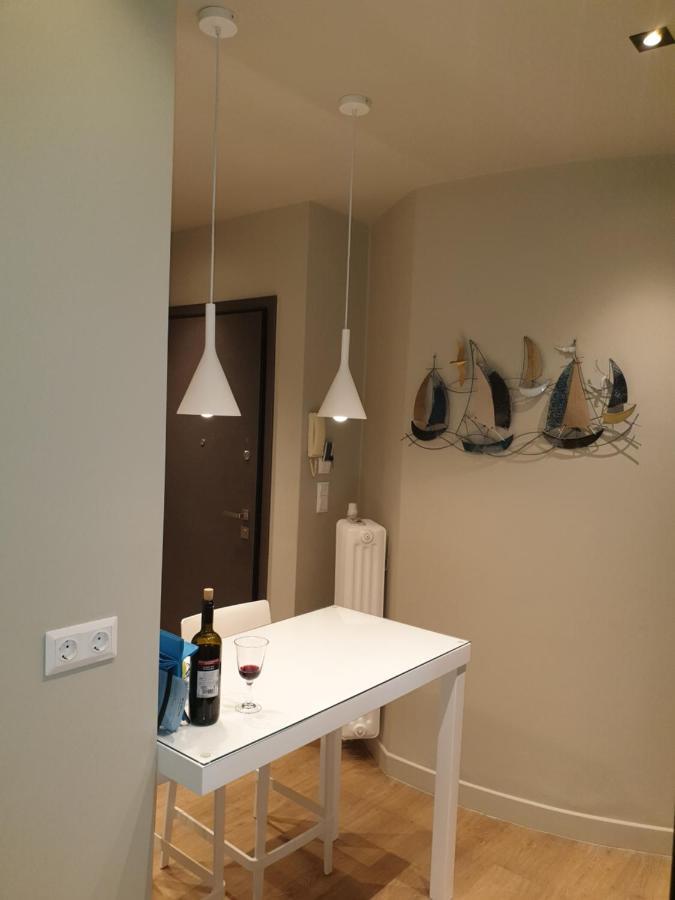 Renovated Studio With Roof Garden Access, 15 M Walk To Acropolis Apartman Athén Kültér fotó
