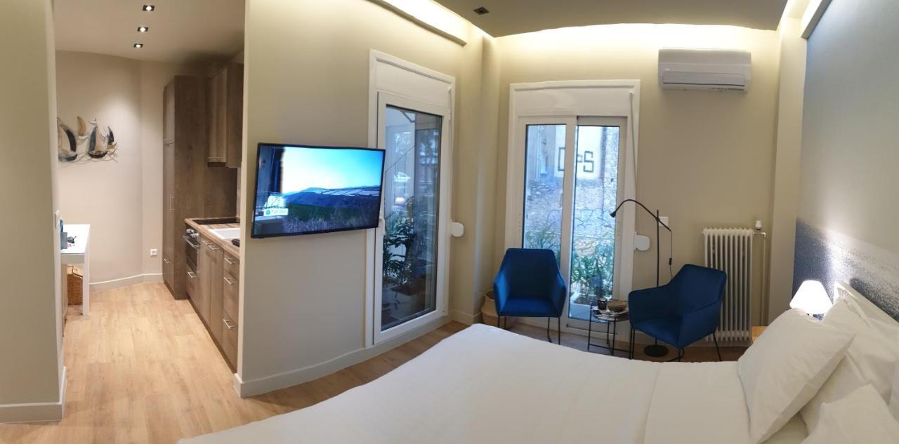 Renovated Studio With Roof Garden Access, 15 M Walk To Acropolis Apartman Athén Kültér fotó