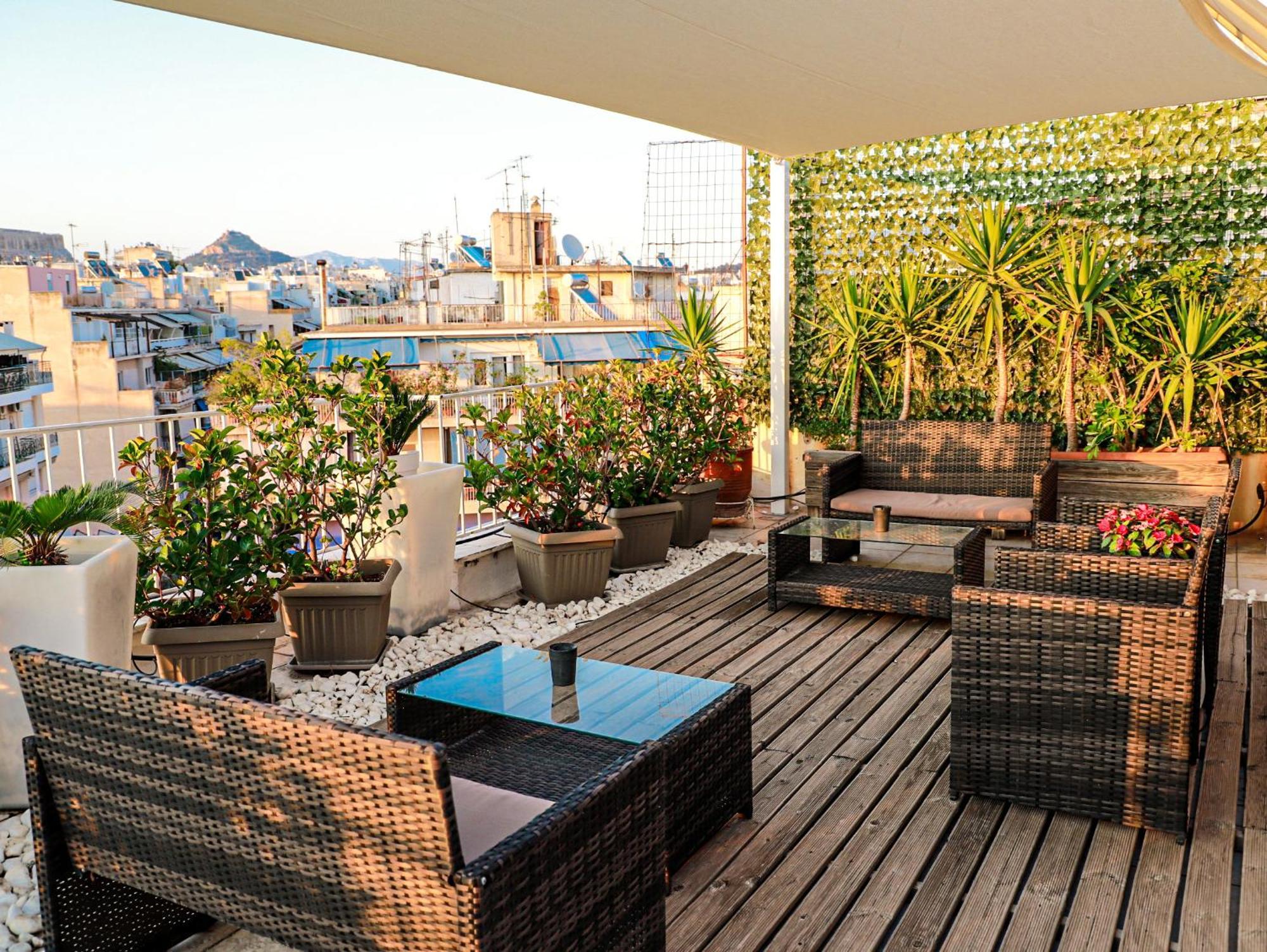 Renovated Studio With Roof Garden Access, 15 M Walk To Acropolis Apartman Athén Kültér fotó
